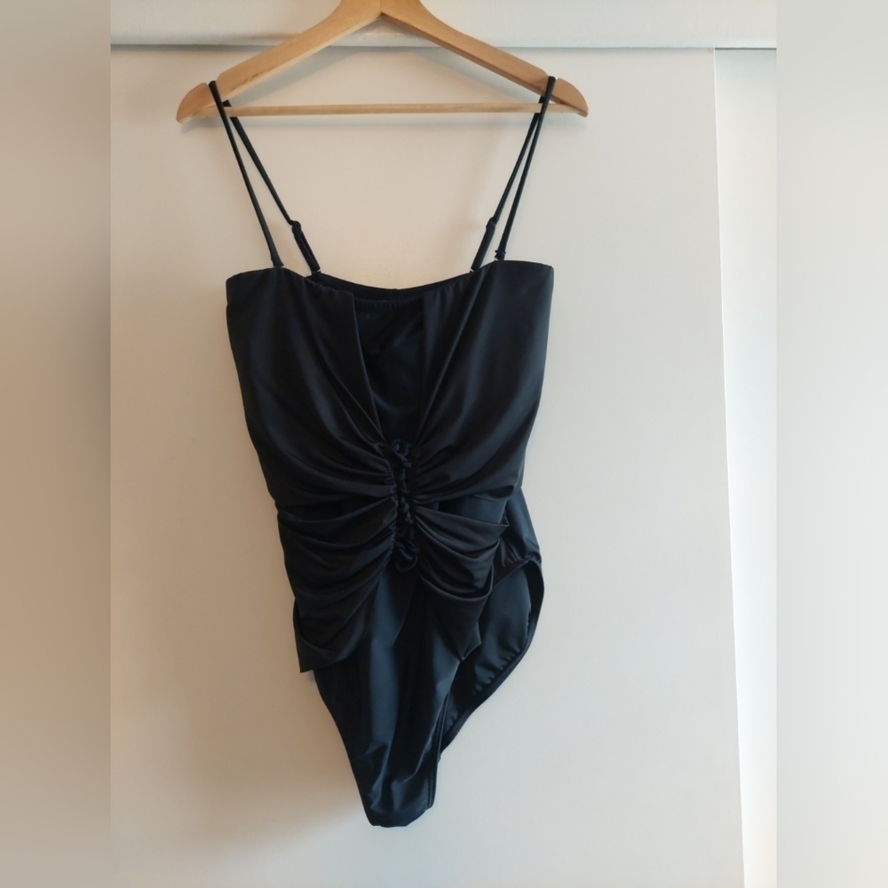 Venus Y2K Gathered Front Black Swimsuit 16 Burlesque Pinup NWOT Resortwear